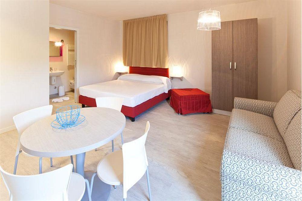 Residence Lenno Bagian luar foto