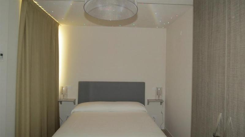 Residence Lenno Bagian luar foto