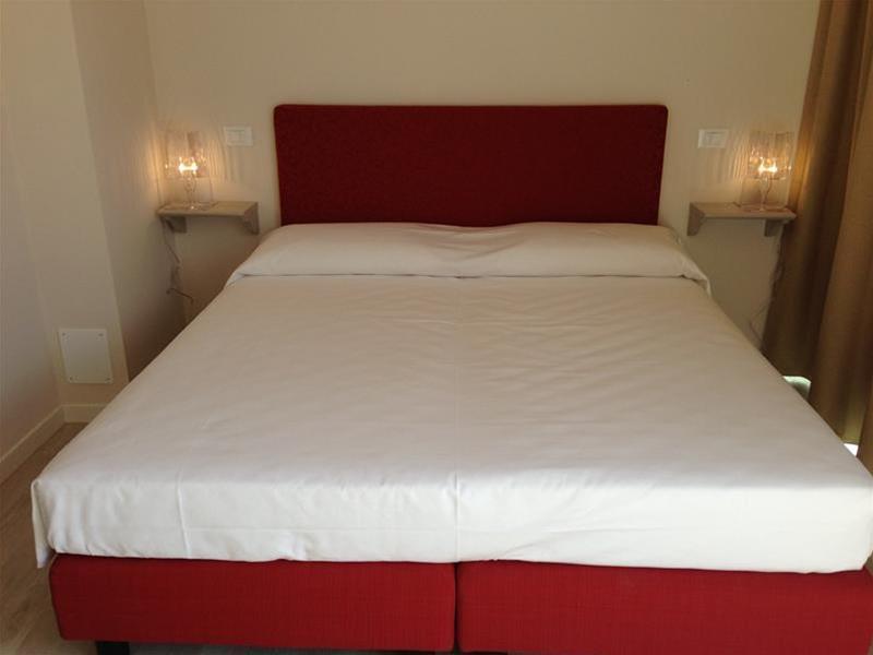 Residence Lenno Bagian luar foto
