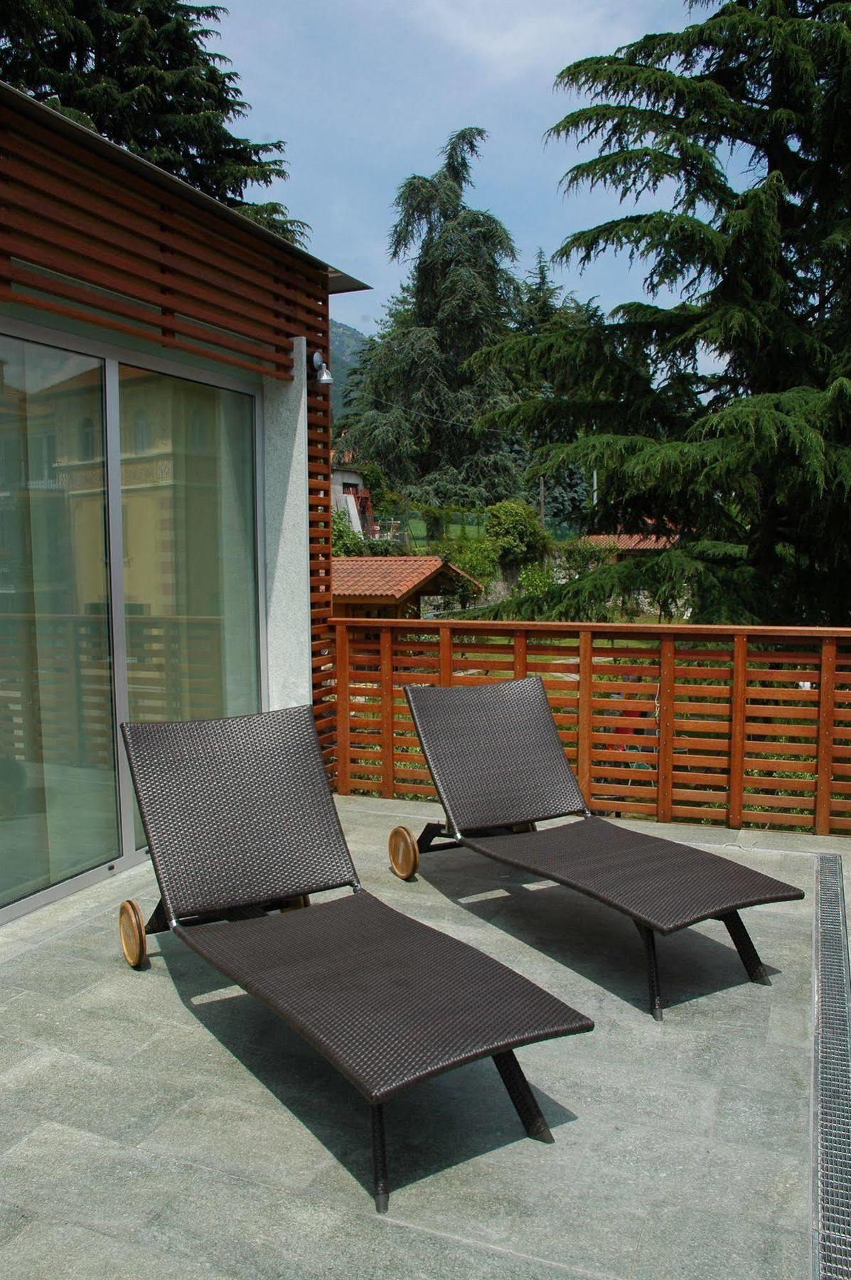 Residence Lenno Bagian luar foto